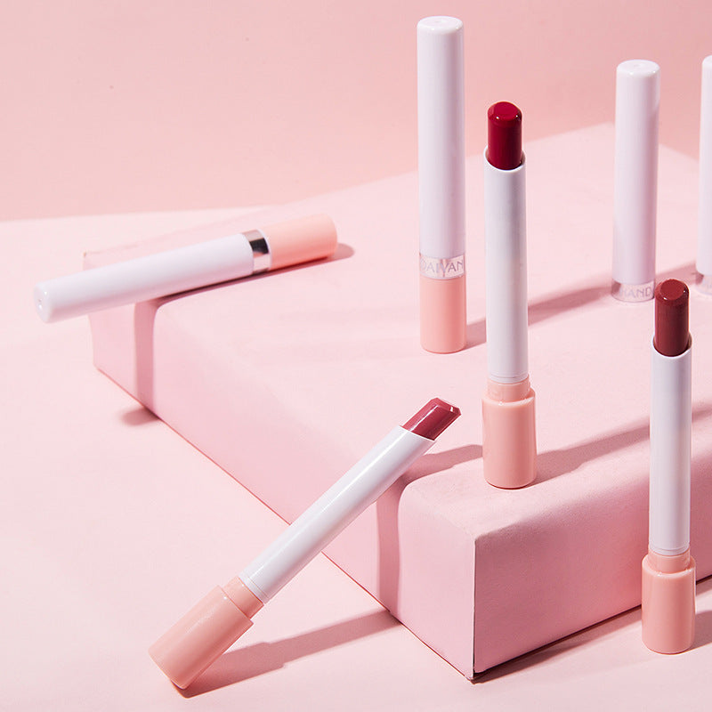 4Pcs Matte Mist Lipstick Set – Long Lasting Velvet Matte Lip Colour, Lightweight Hydrating Lipstick Makeup for Women