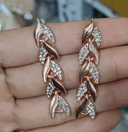 Women’s Leaf Rhinestone Necklace & Bracelet Set – Elegant Gold Jewellery Gift Set UK